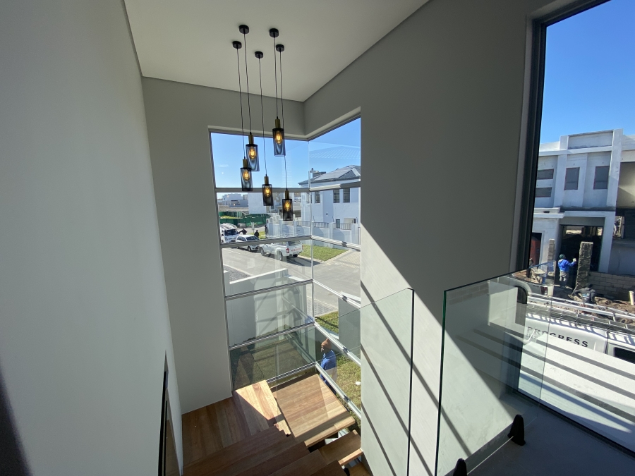 4 Bedroom Property for Sale in Sandown Western Cape